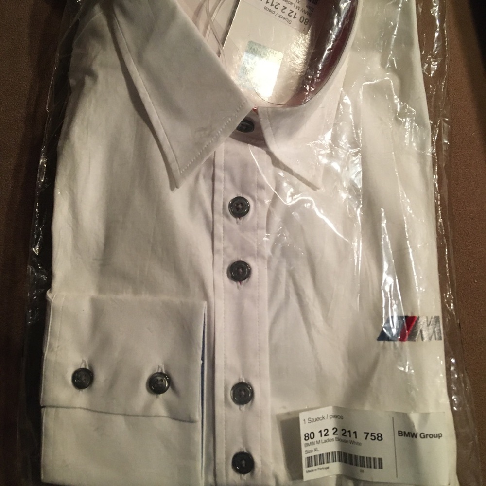Women’s BMW Button Down Shirt XL
